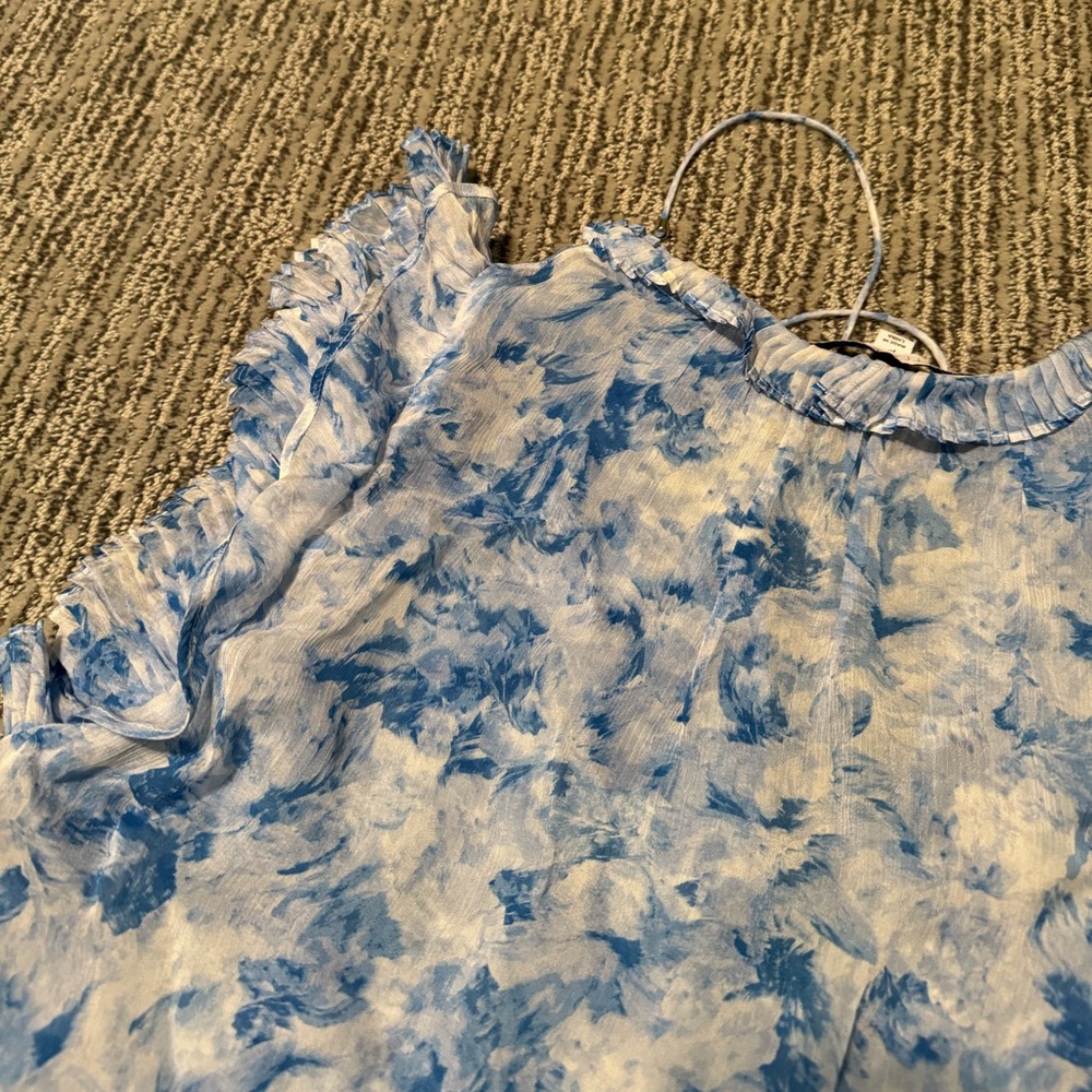 Intermix Blouse - Picture 7 of 7